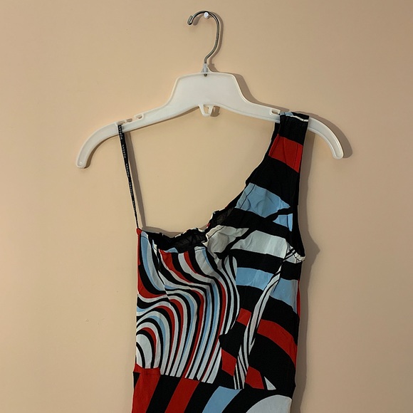 Morgan de Toi One shoulder Chiffon Dress - Picture 5 of 5